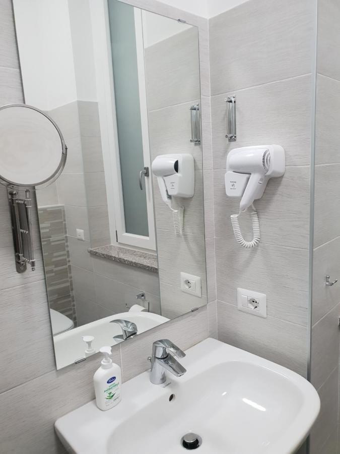 Leader Apartment 4 - Monzino - Hockey Msg Arena - Linate - 米兰 外观 照片